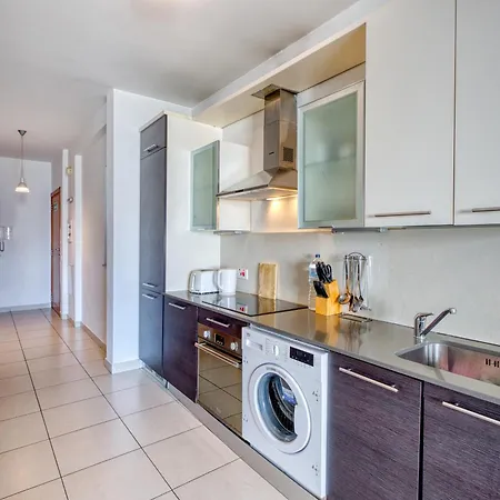Apartament New! 1 Bedroom In The Heart Of St Julians St. Julian's
