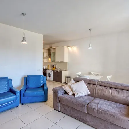 New! 1 Bedroom In The Heart Of St Julians Apartament
