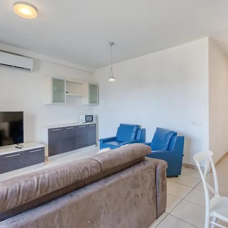 New! 1 Bedroom In The Heart Of St Julians Saint Julian's